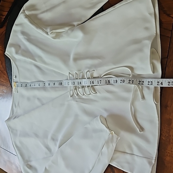 Wilfred Aritzia Cream Lace-Up Corset Blouse Size Large - Picture 14 of 16